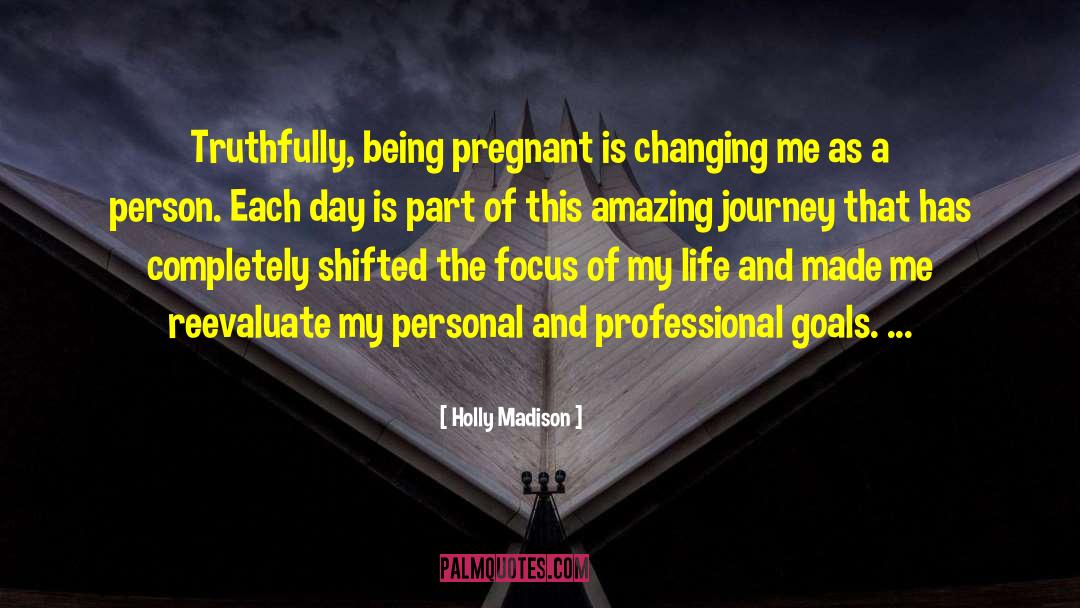Being Pregnant quotes by Holly Madison