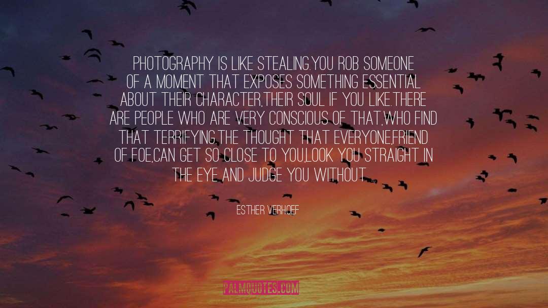 Capturing A Moment Photography quotes by Esther Verhoef
