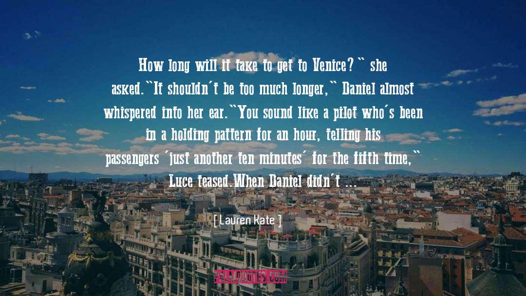 Hijacked Plane quotes by Lauren Kate