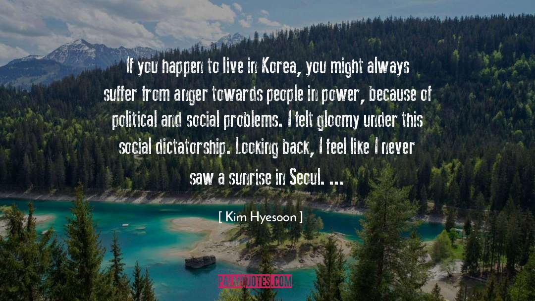 Looking Back quotes by Kim Hyesoon