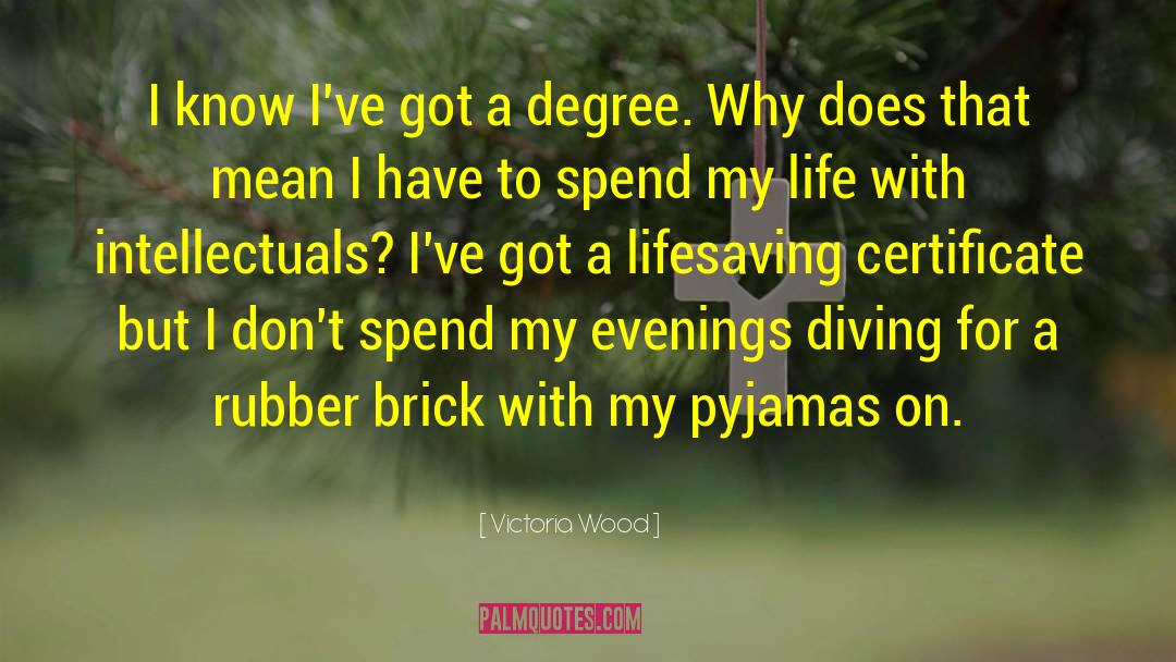 Pyjamas quotes by Victoria Wood